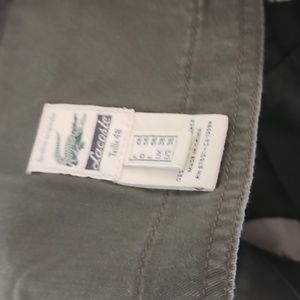 Men's lacoste cargo shorts green waist 38